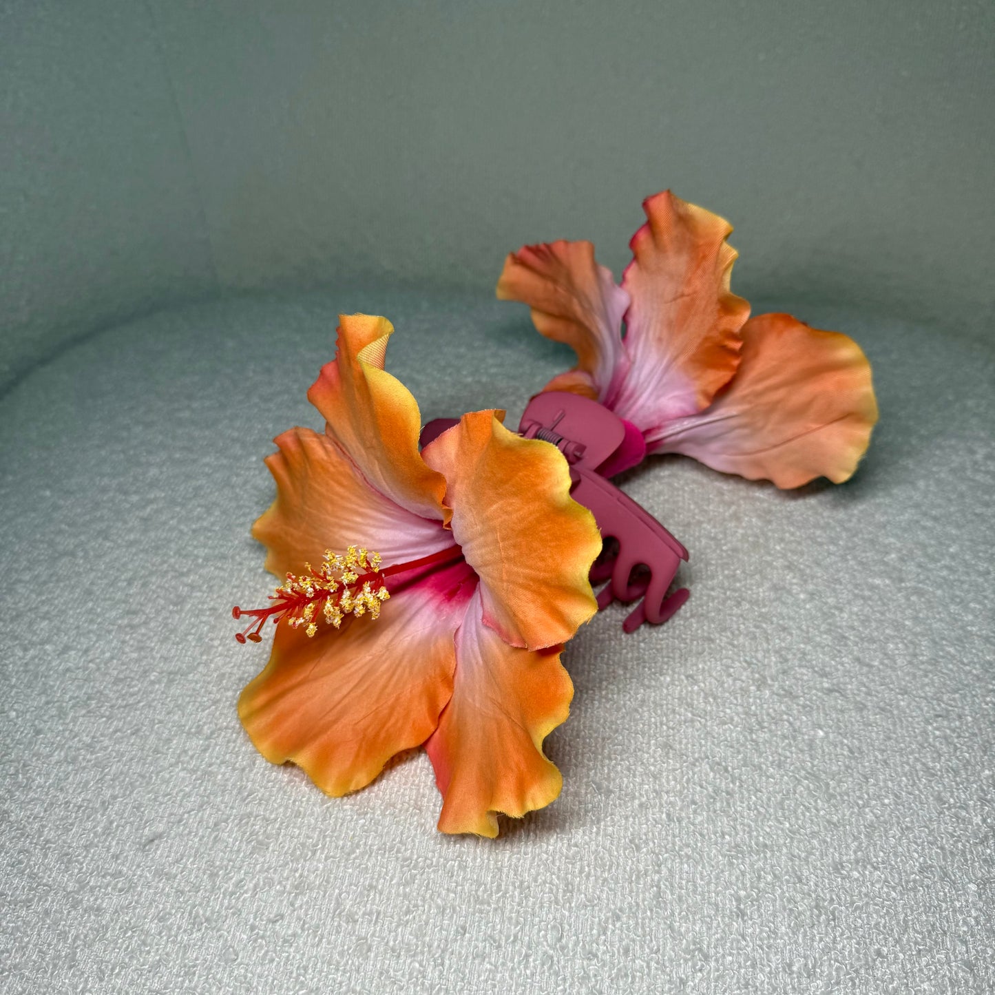 SUMMER EDITION - Large hibiscus hair clip (PEACH)