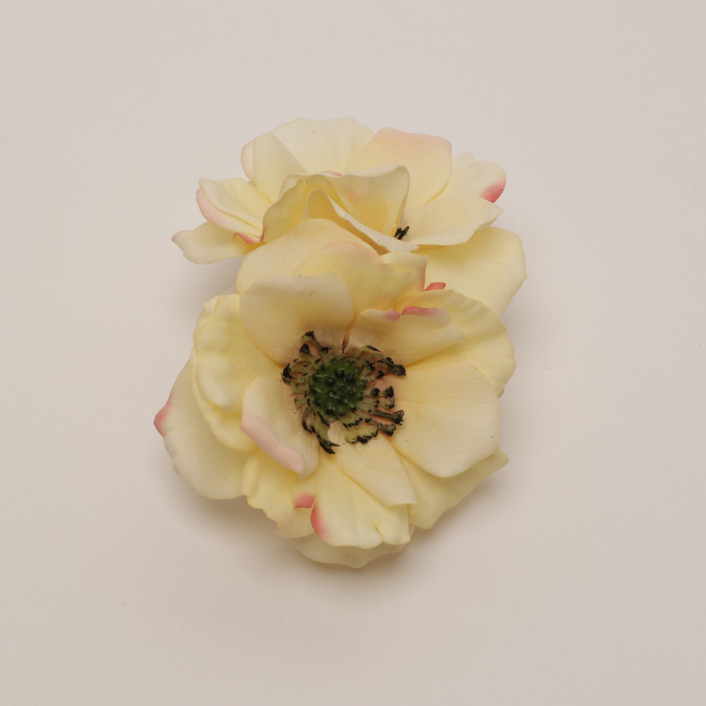 Anemone hair clip - YELLOW