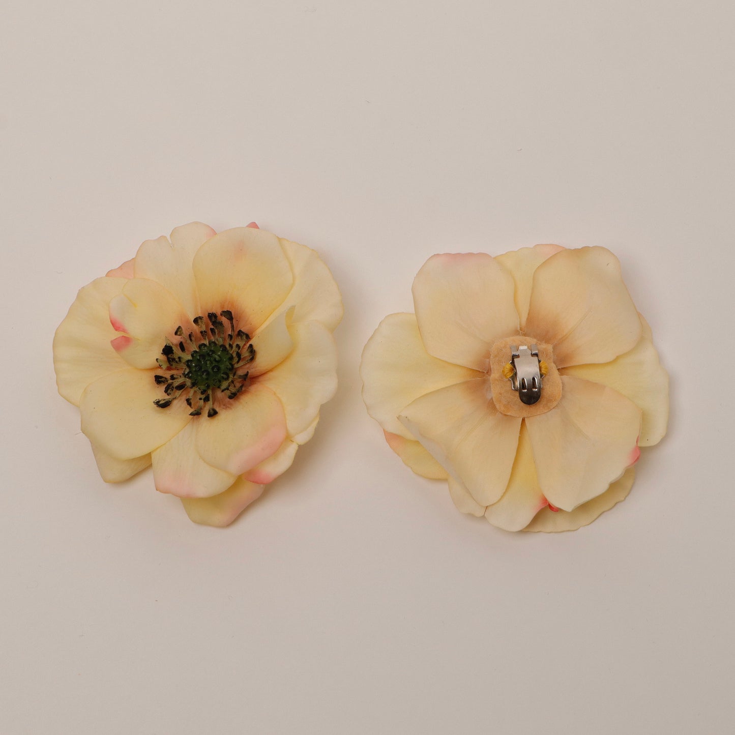 Anemone shoe clips - YELLOW