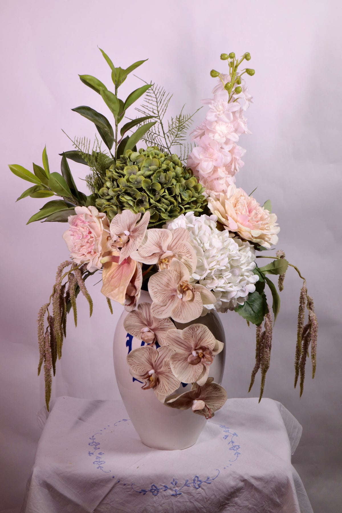 BOUQUET 10.