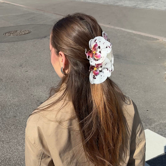 SS26 Collection - Large orchid hair clip (POLKA DOTS)