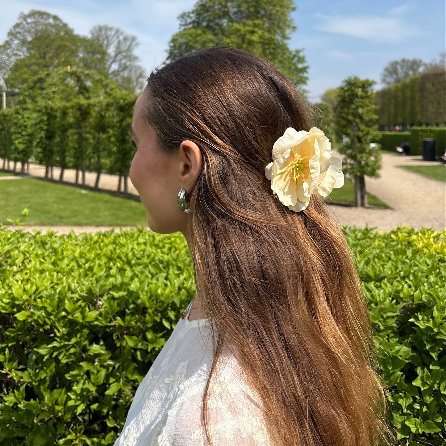 SS26 Collection - Small poppy hair clip (BUTTER YELLOW)