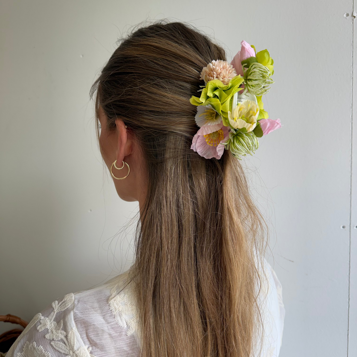 SS26 Collection - Small Wild Flower hair clip (DUSTY ROSE)