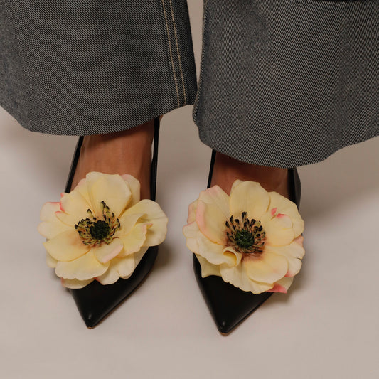 Anemone shoe clips - YELLOW
