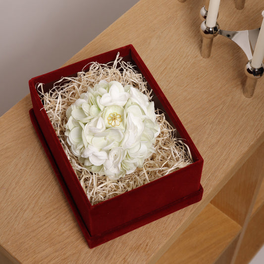 Floral Ornament - Small (MIXED IVORY)